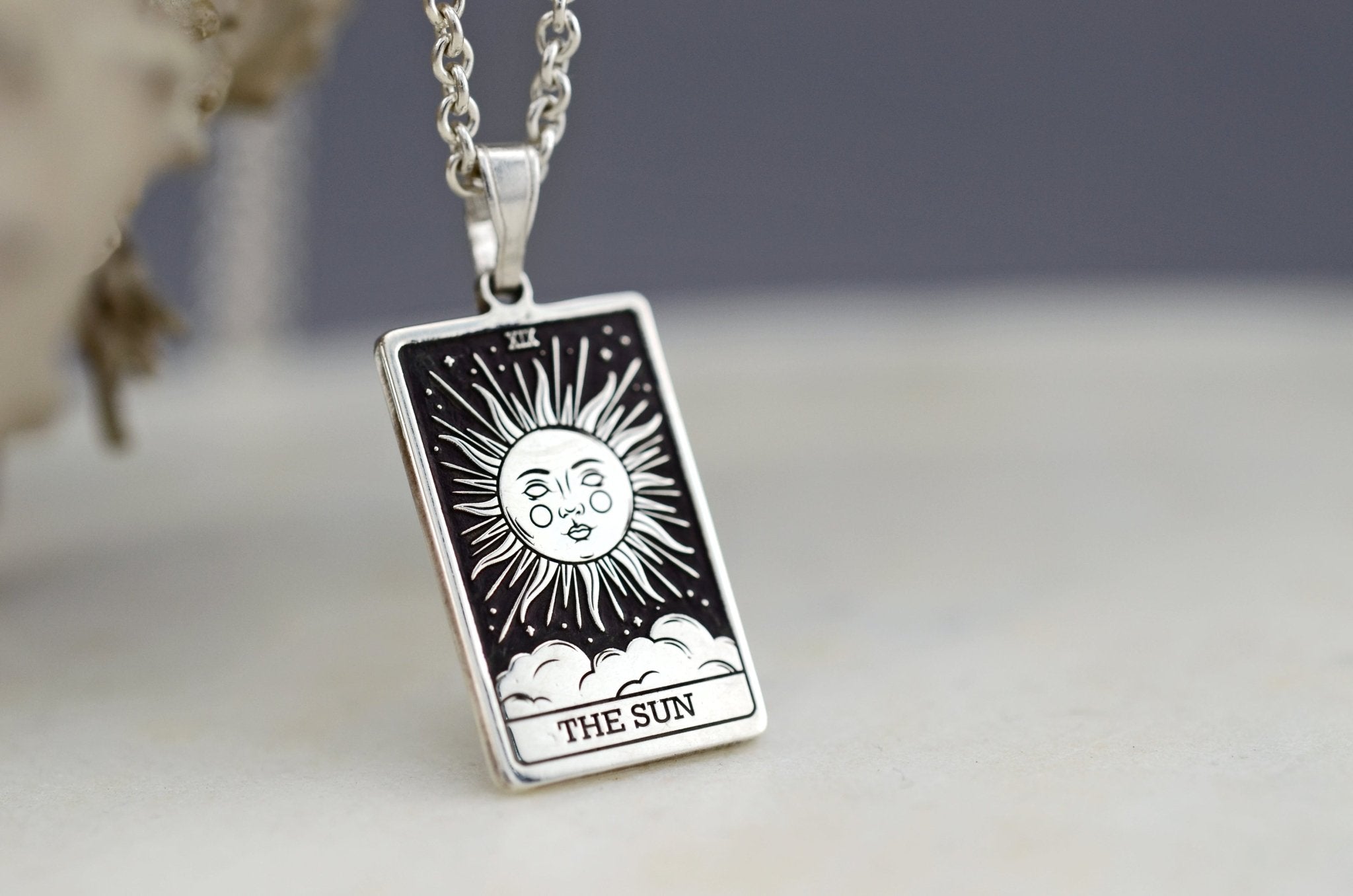 Gold/Silber Tarotkette „Die Sonne“ – Spiritueller Schmuck - Natali Vogel | Schmuck