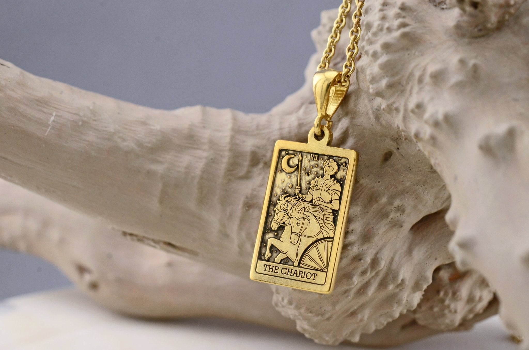 Silber Tarotkette „Der Wagen“ – Handgefertigt - Natali Vogel | Schmuck