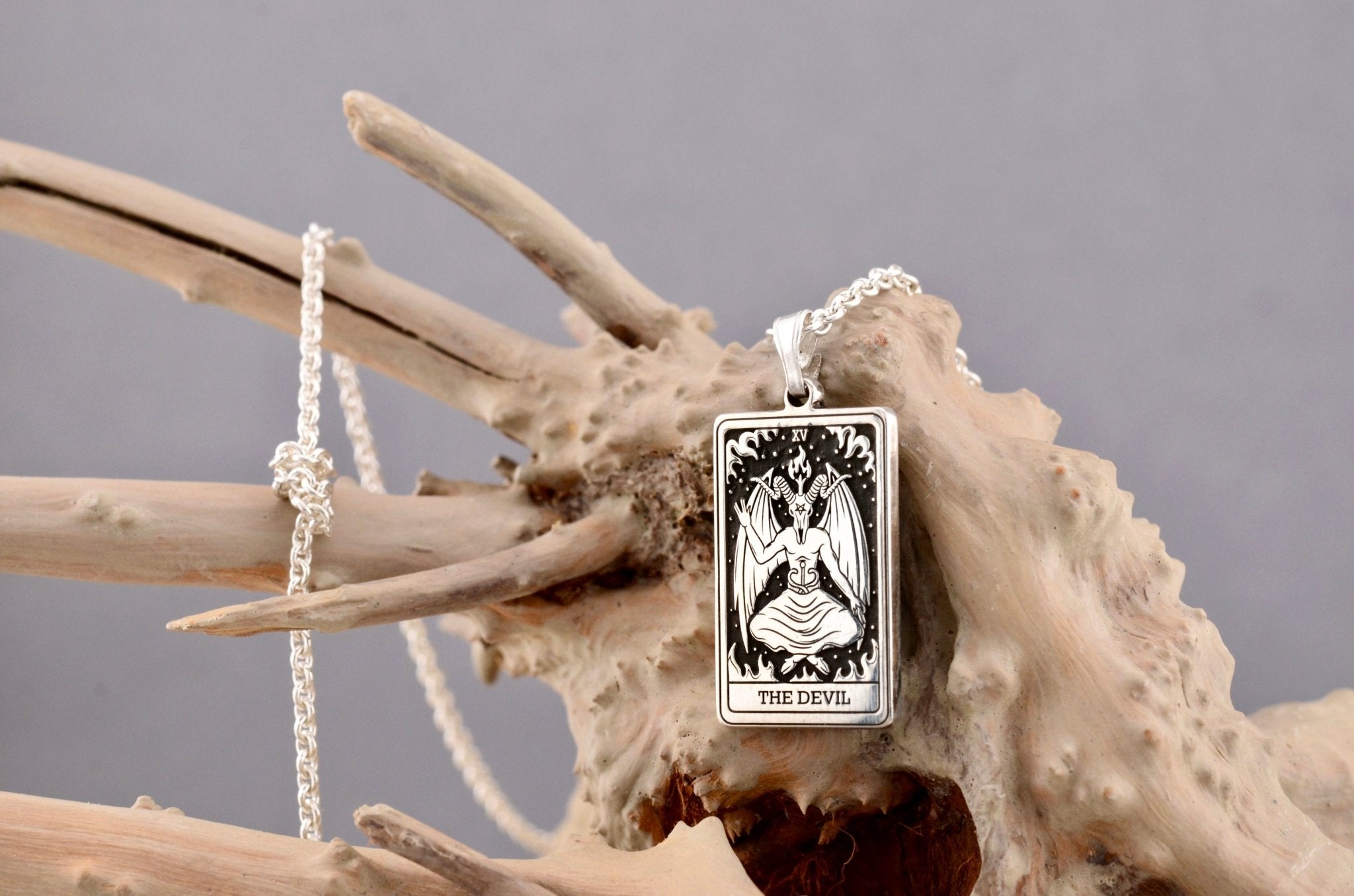 The Devil Tarot Halskette – 925er Silber Anhänger - Natali Vogel | Schmuck