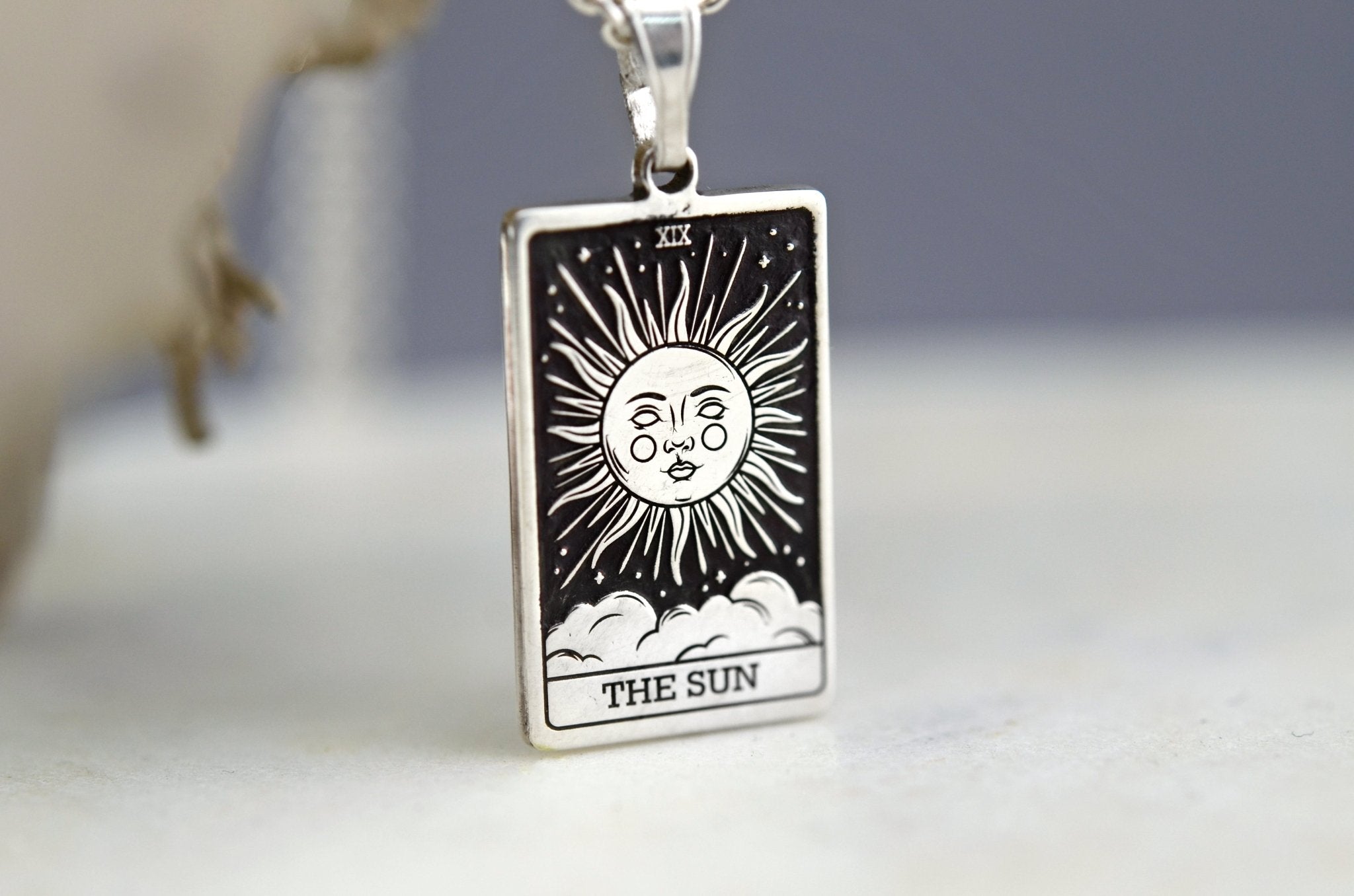Gold/Silber Tarotkette „Die Sonne“ – Spiritueller Schmuck - Natali Vogel | Schmuck